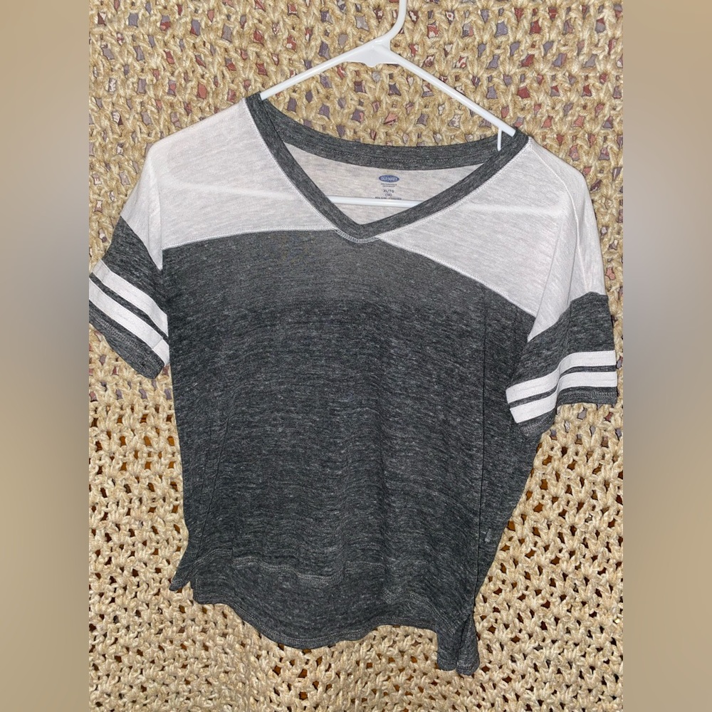 Girls Old Navy lightweight Short sleeve top